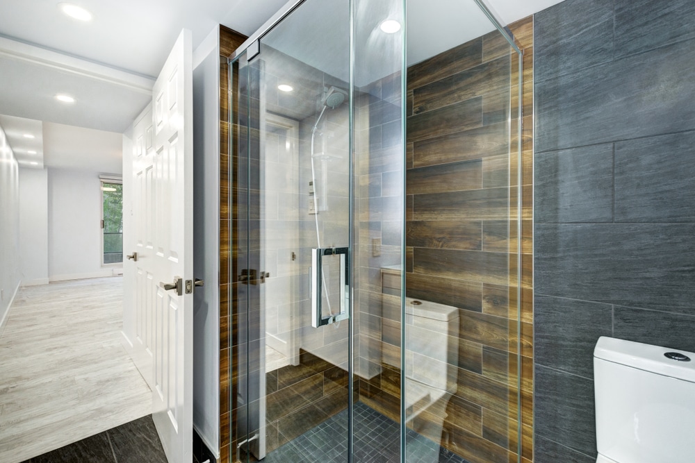 Full set of empty renovated apartment in Montreal, Canada
