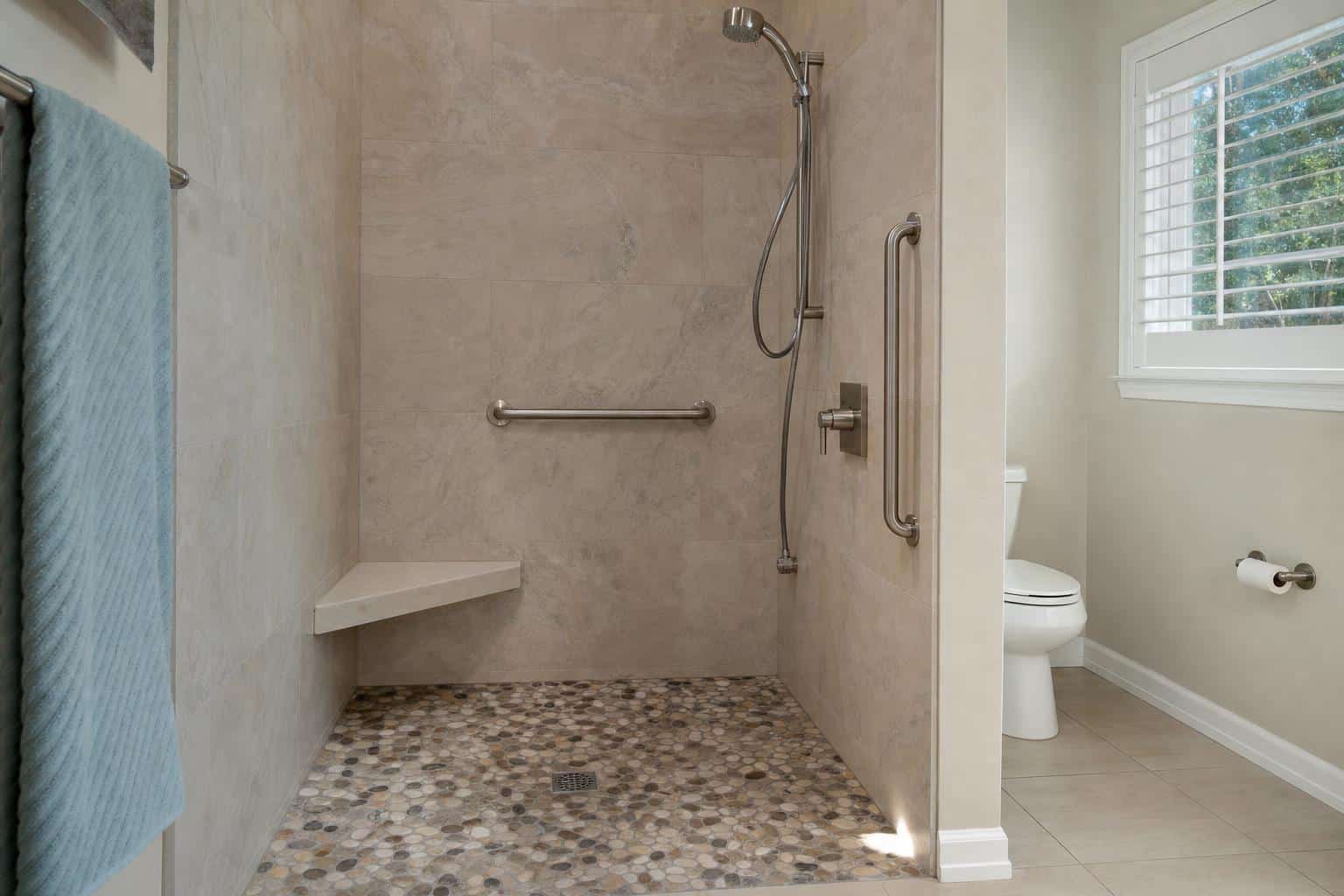 walk in tub vs walk in shower detail